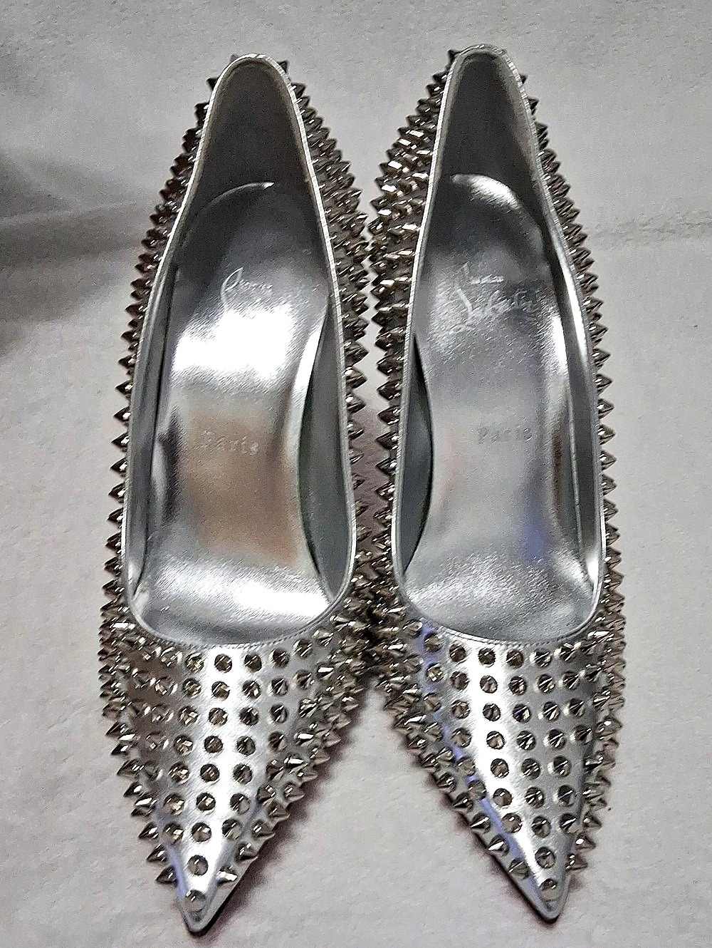 Christian Louboutin Con Spikes 100 Studded Heels EU 39.5 Like New